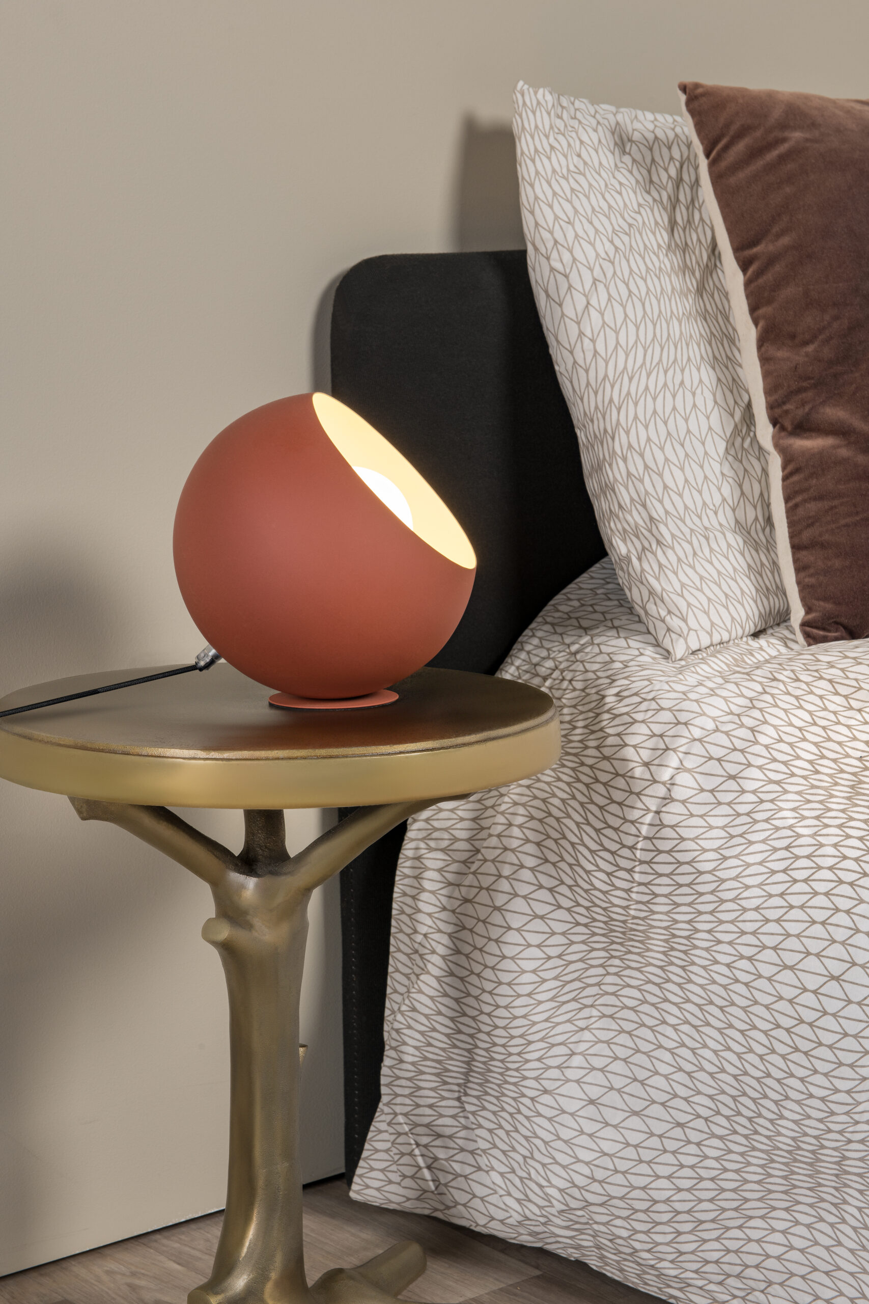 DOREDOS – Stolové lampy – Obrázok 4