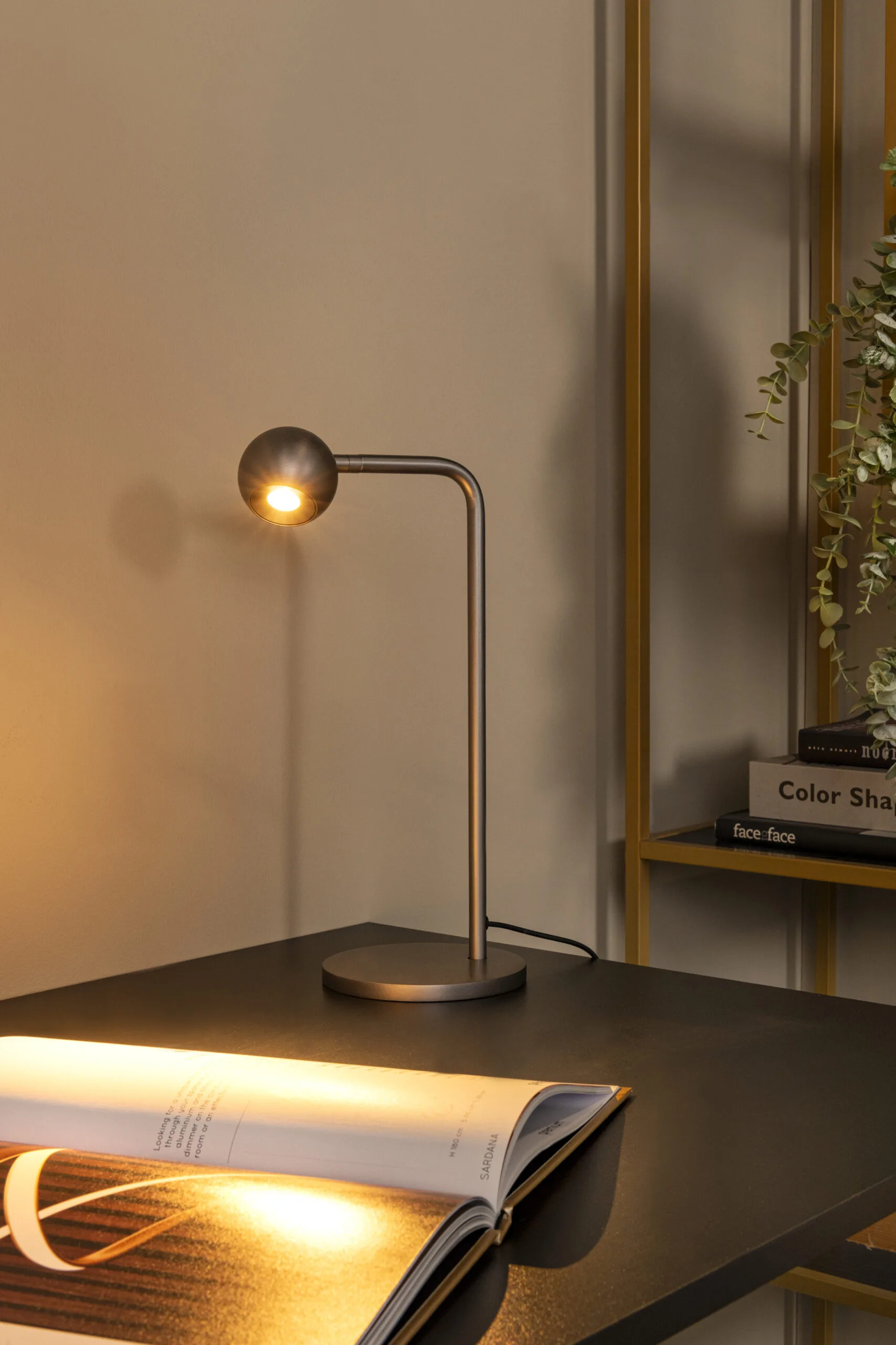 MONTANA – Stolové lampy – Obrázok 5